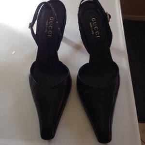 Authentic Gucci black pointed toe heels