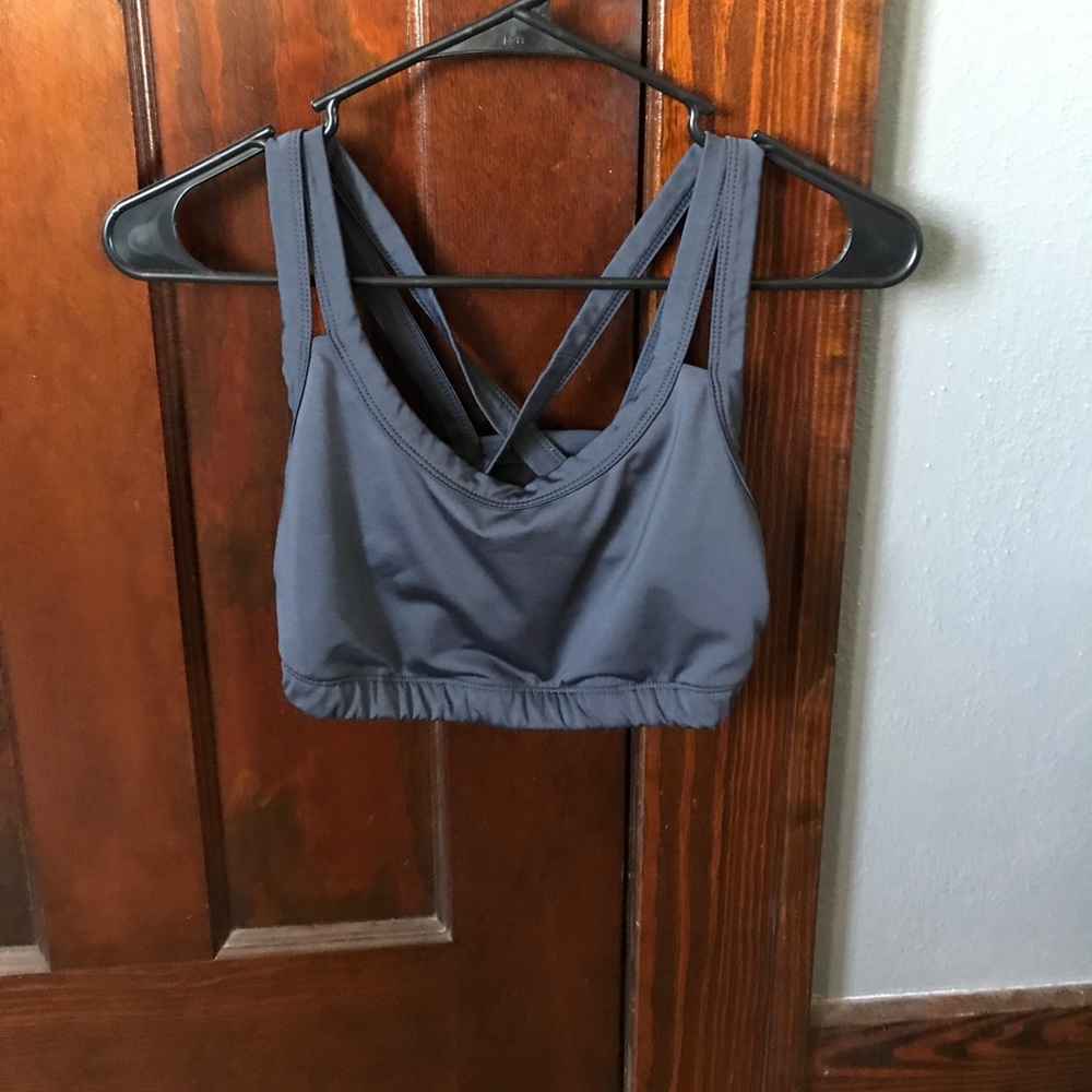 Cross back sports bra