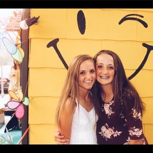 Meet your Posher, Emma