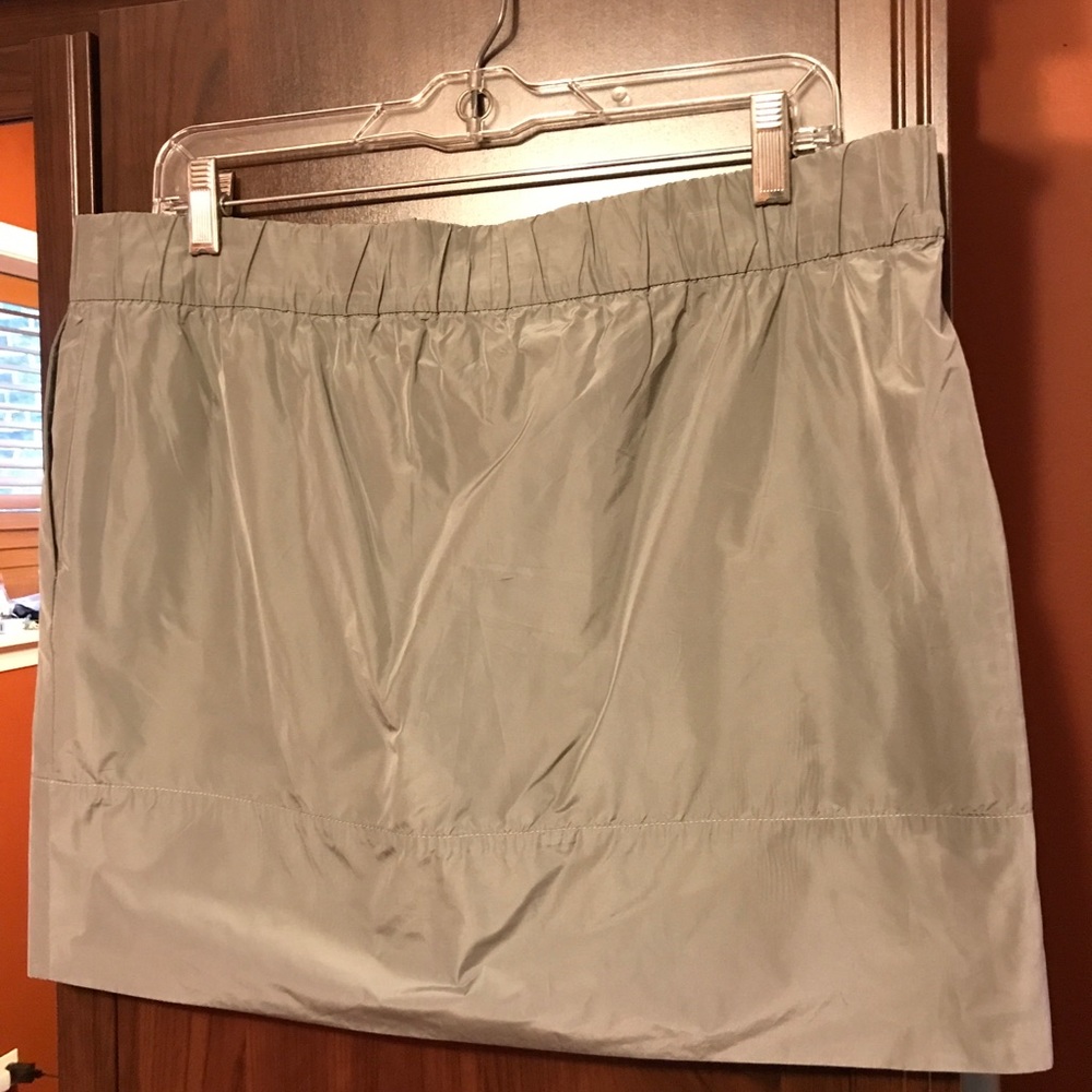 Club Monaco Mini Skirt in Grey