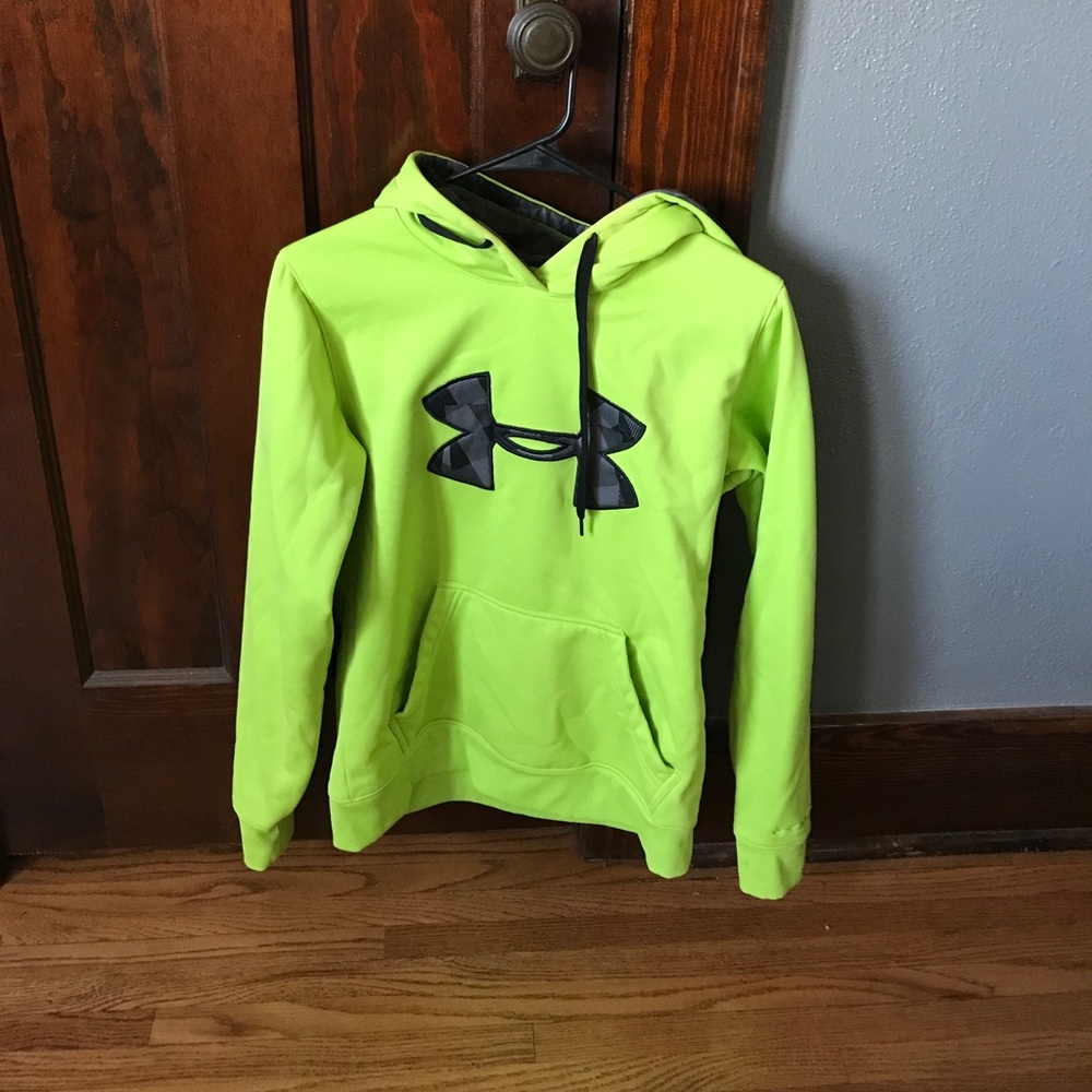 Under armor sweatshirt