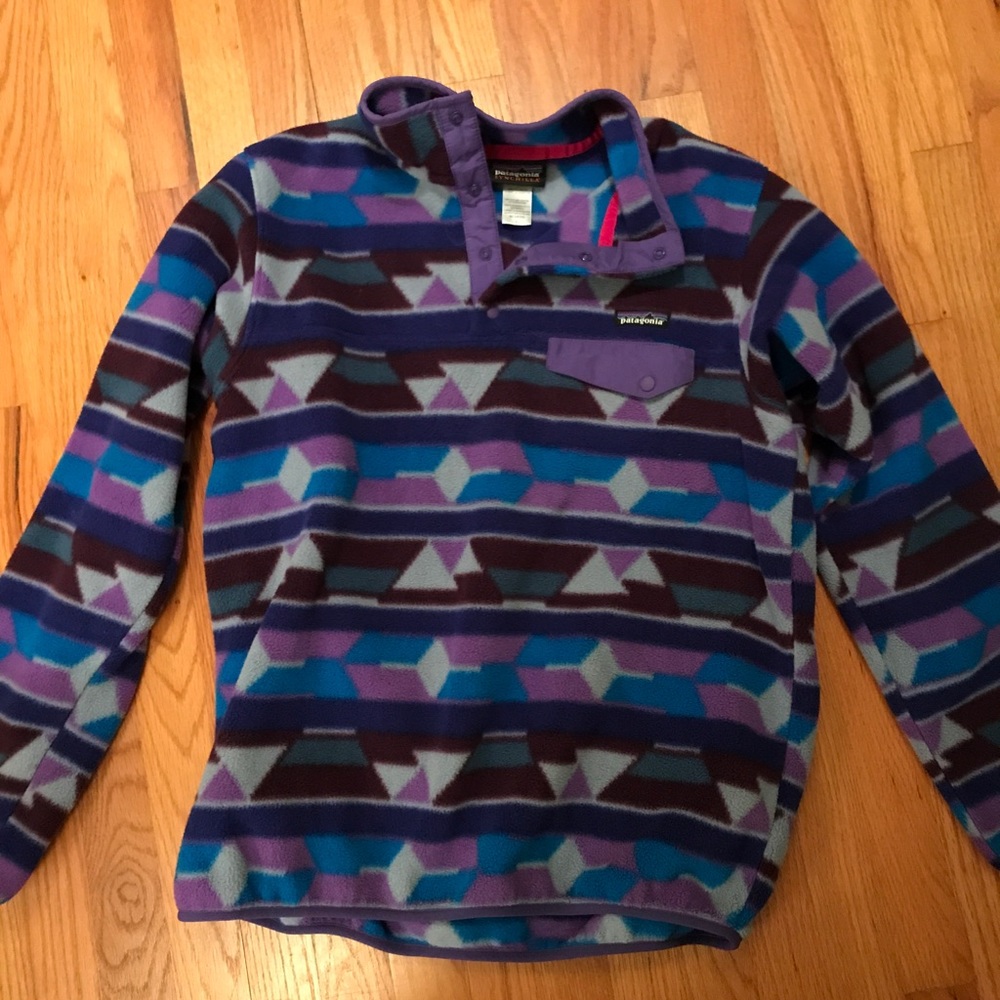 Patagonia Women's Aztec Synchilla Pullover SOLD!!