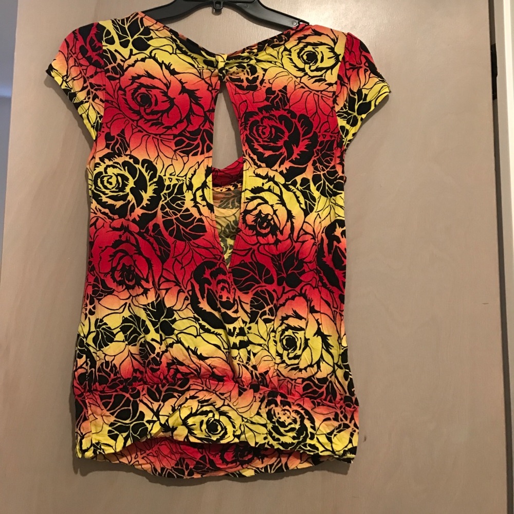 Express Top - Picture 3 of 4