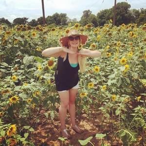 Meet your Posher, Bethany