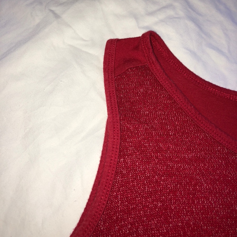 Red Tank - Picture 3 of 5