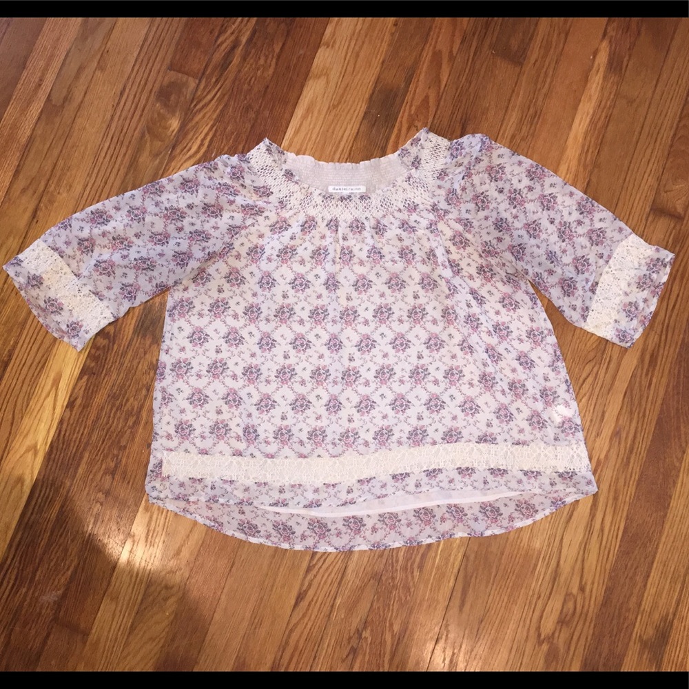 Size XL Daniel Rainn Floral Blouse
