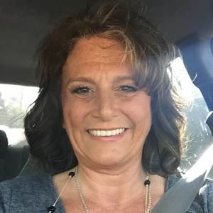 Meet your Posher, Kelli