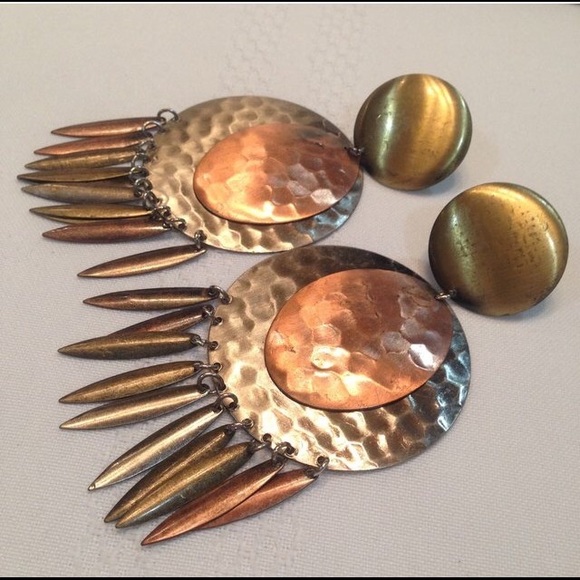 Vintage Hammered Metal Dangle Earrings - Picture 2 of 4