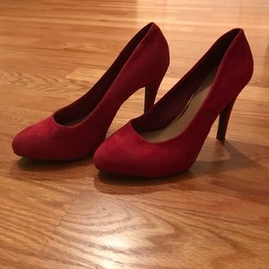 Red suede Jessica Simpson heels