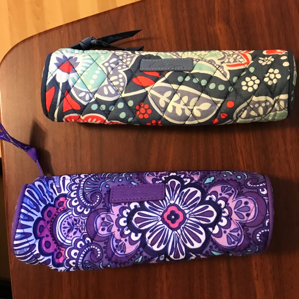 Vera Bradley On A Roll zippered accessory holder