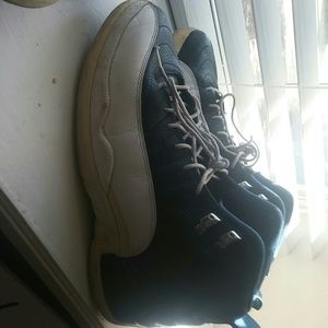 Air Jordan 12 University blue/white