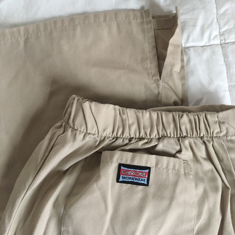 🏥Cherokee Scrub Pants - Picture 2 of 4