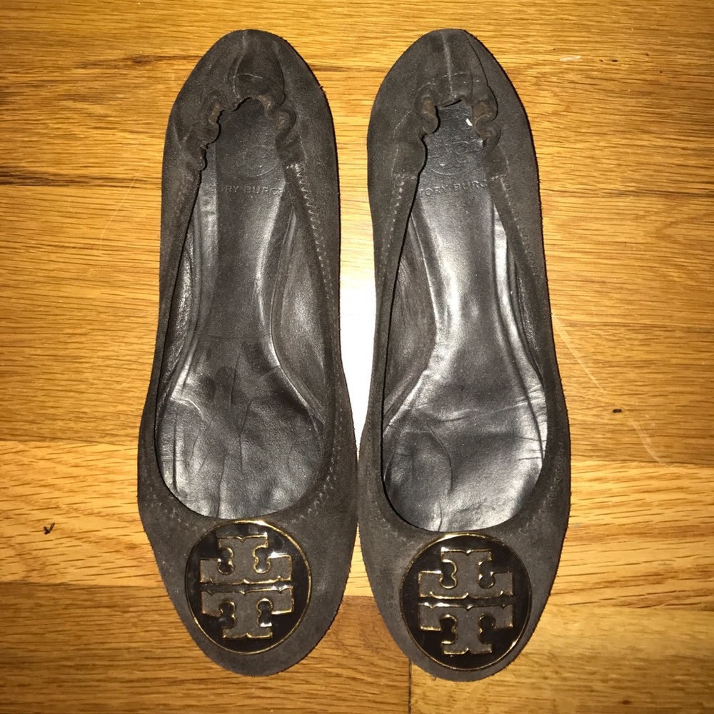 Tory Burch Reva brown suede flats