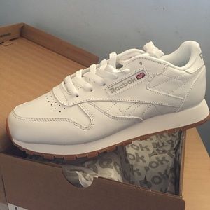 Reebok women's "Classic" NEW IN BOX