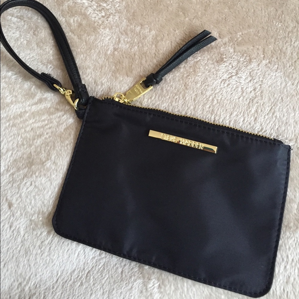Steve Madden Black Wristlet