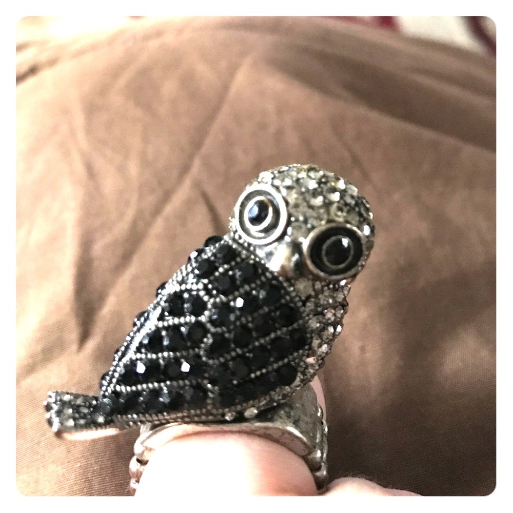 Black and grey crystal owl ring