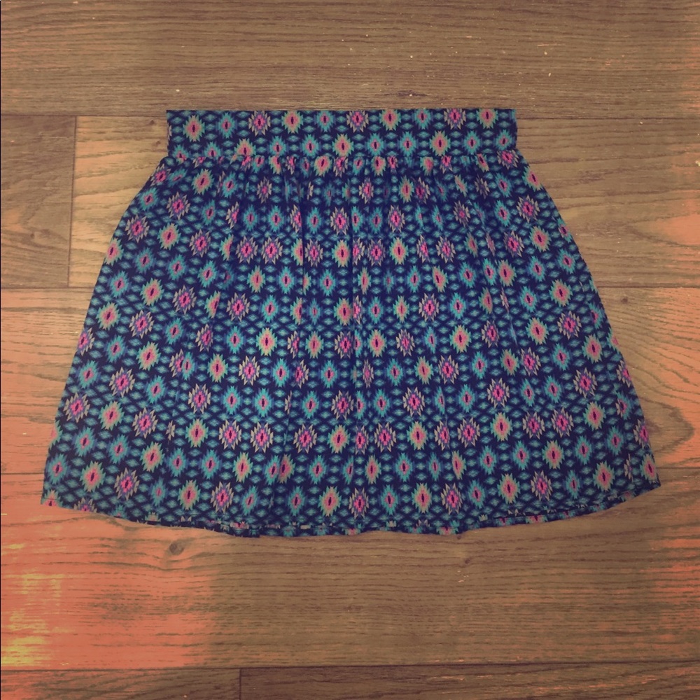 Socialite Skirt