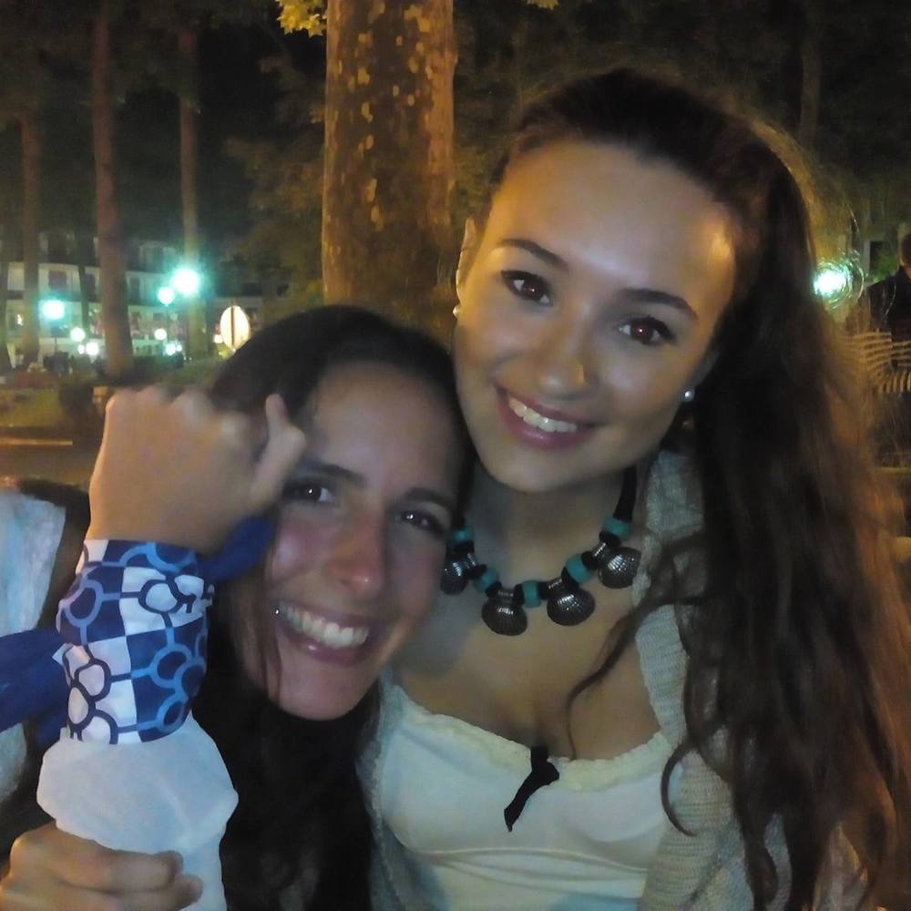 Meet your Posher, Bea