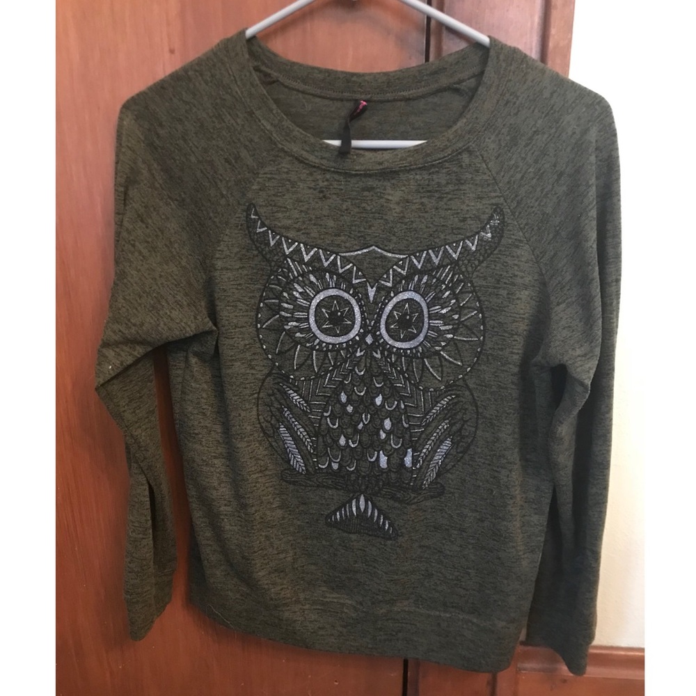 Owl Raglan Sleeve Top