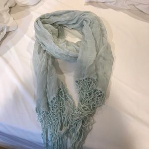 Light blue scarf