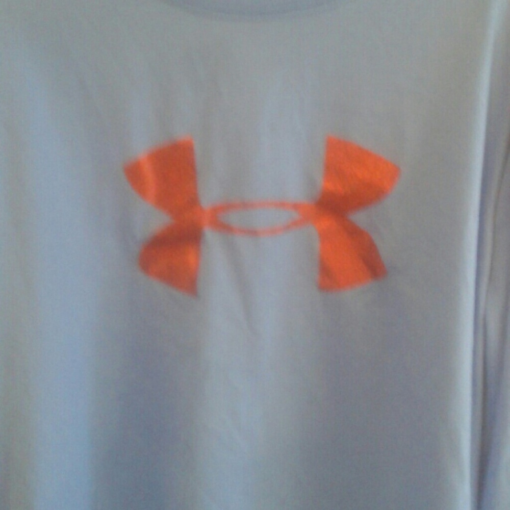 Under Armour long sleeve shirt