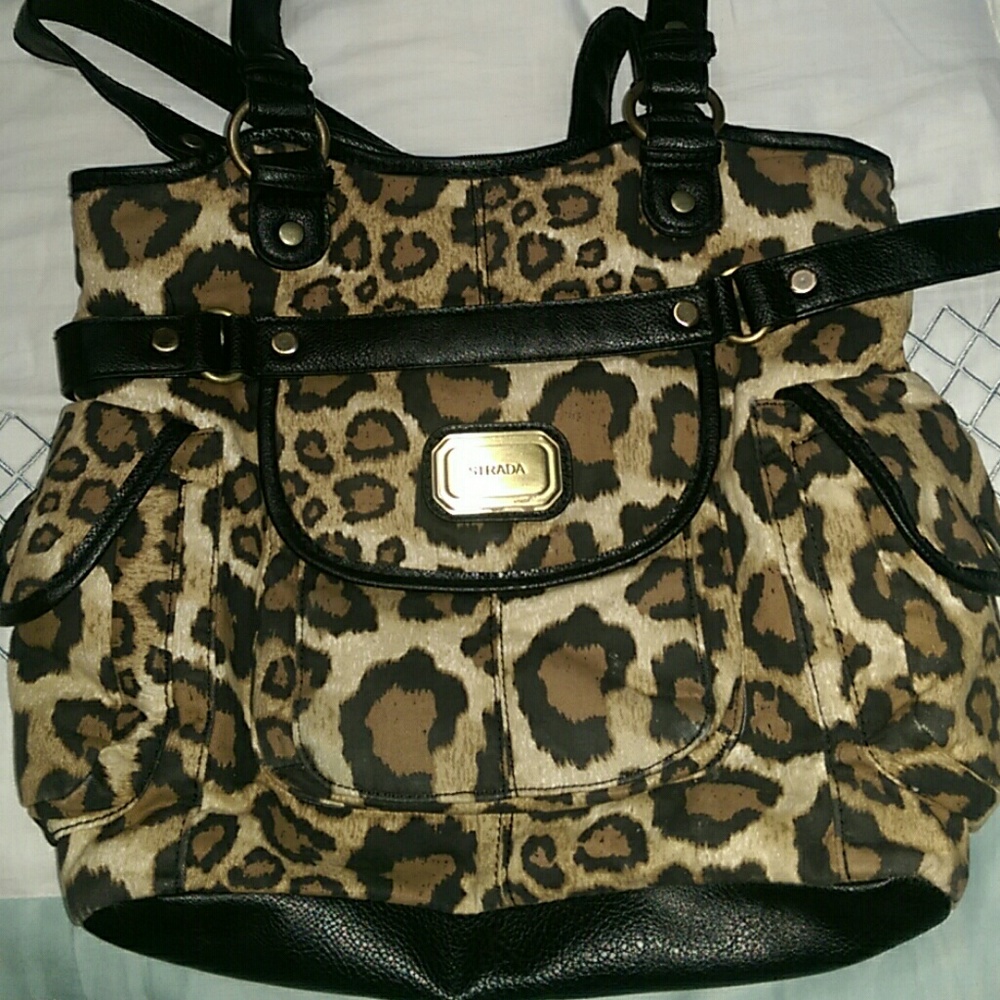 Leopard purse