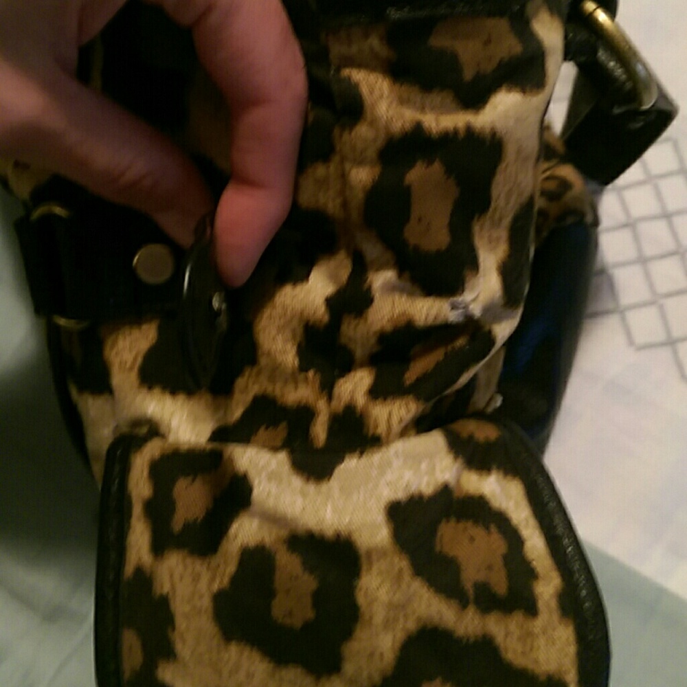 Leopard purse - Picture 2 of 3