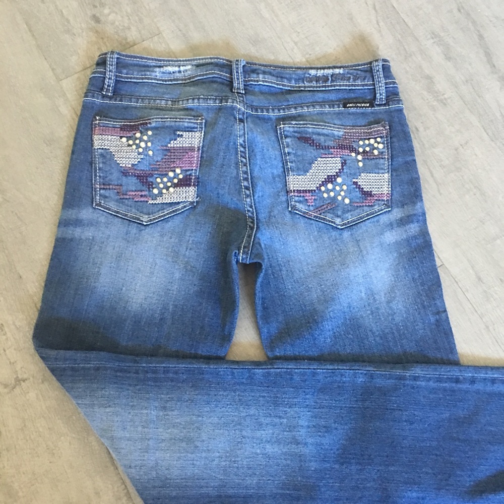 Jeans - Picture 2 of 3