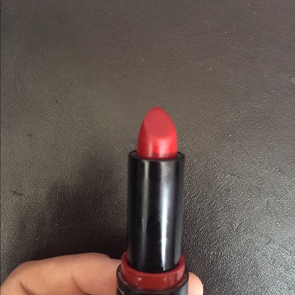 Kat Von D red hellbent lipstick - Picture 3 of 5