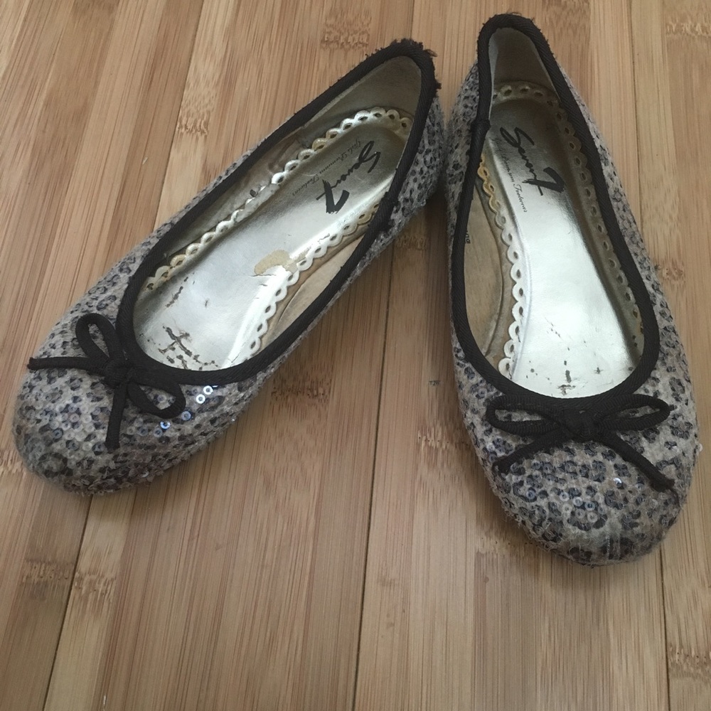 Size 12 Girls Seven Makind Snakeskin Flats