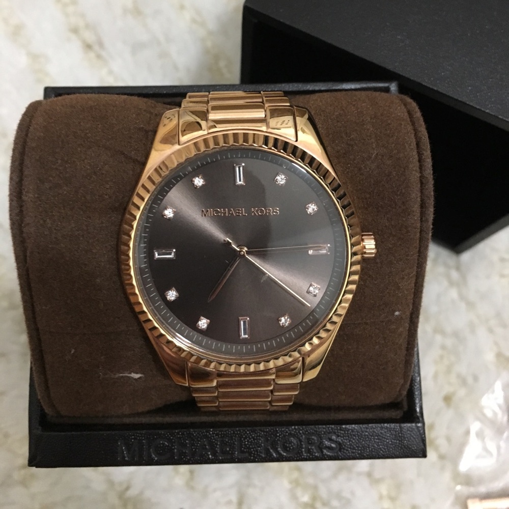 Michael Kors rose gold watch
