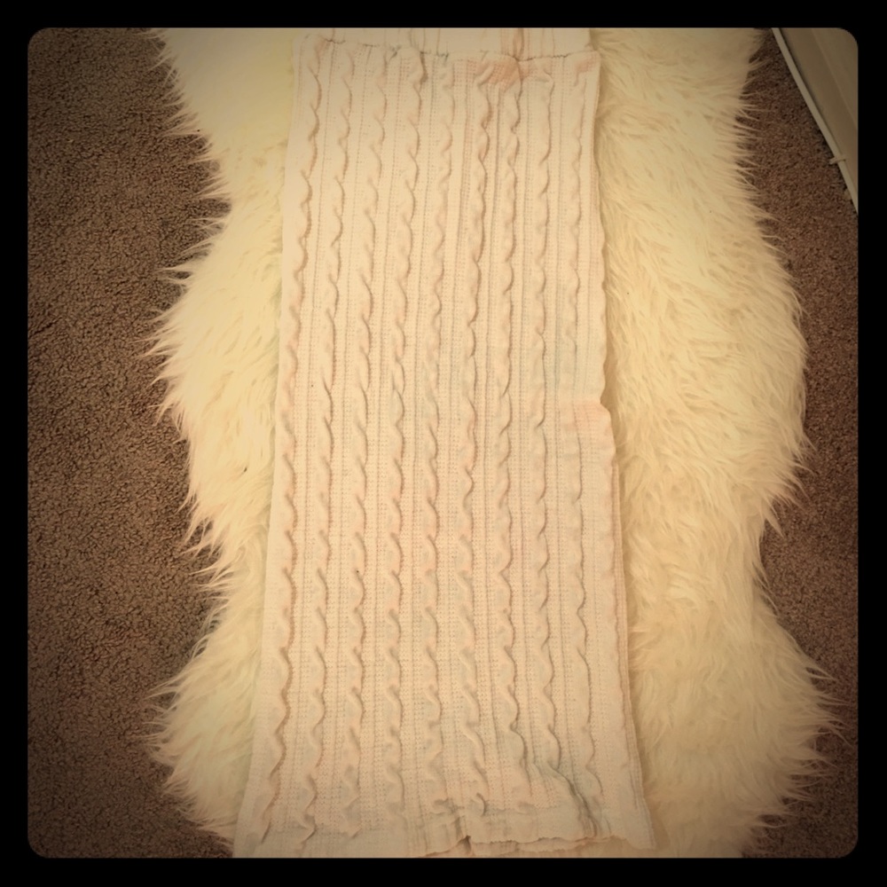 Cream sweater pencil skirt