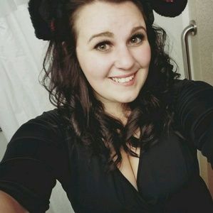 Meet your Posher, Kellie