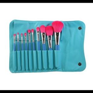 Morphe - Set 680 - 10 Piece Vegan Brush Set