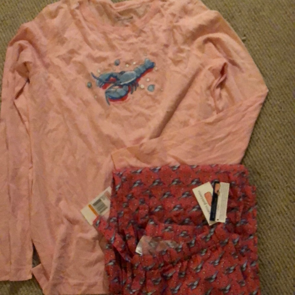 NWT vineyard Vines pajama top and pants.