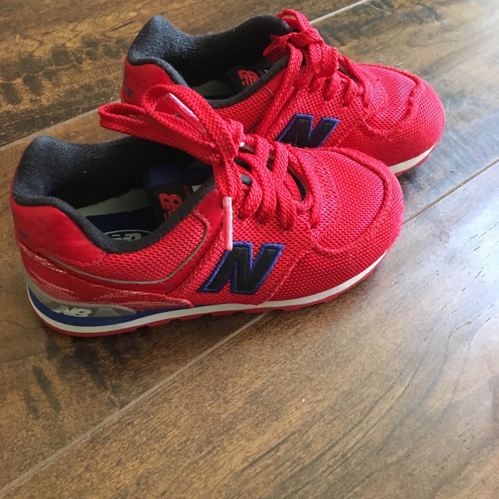 New Balance sneakers EUC