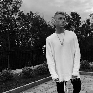 Meet your Posher, Christian