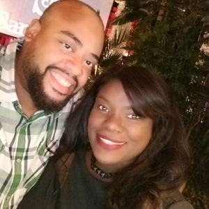 Meet your Posher, Dee