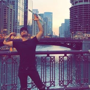 Meet your Posher, Leonardo