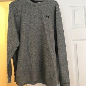 Men’s Under Armour sweatshirt
