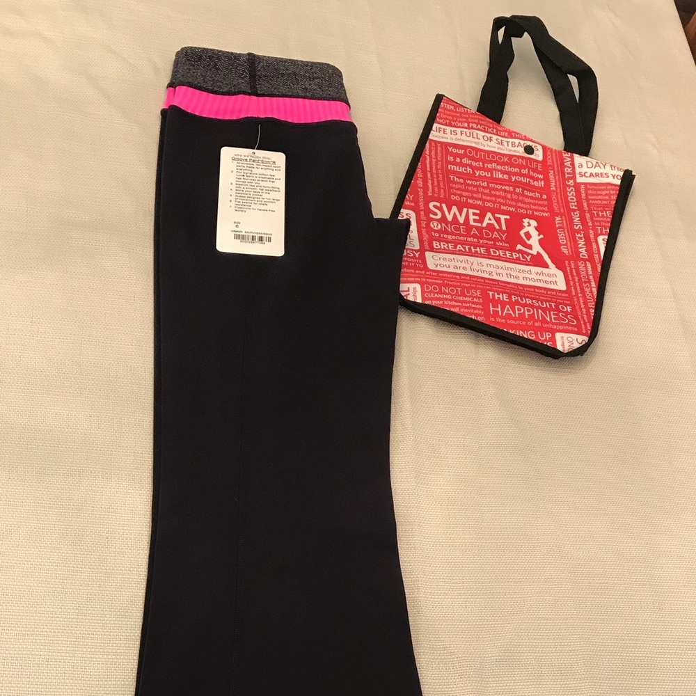 NWT Women’s Lululemon Groove Pant