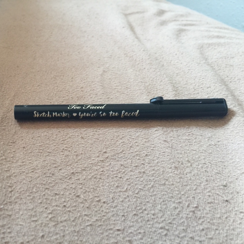Too Faced eyeliner