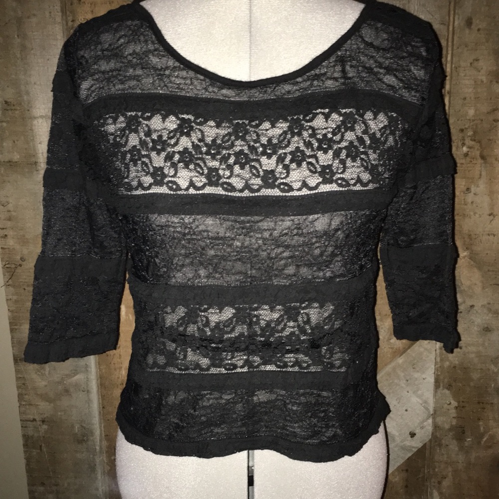 3/4 length lace top