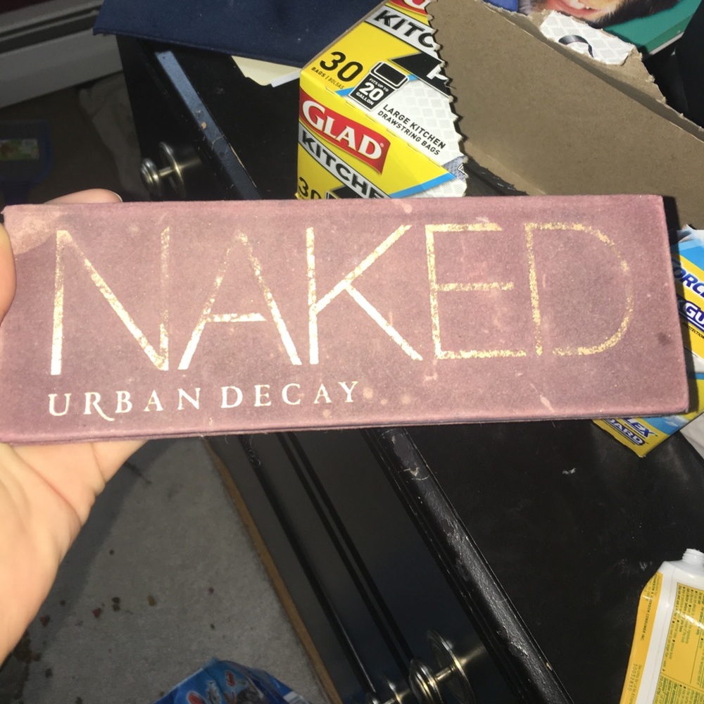 Naked palette