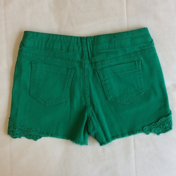Epic Treads Green Girly Shorts - Picture 2 of 4