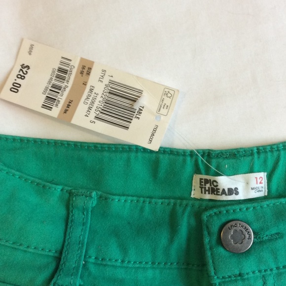Epic Treads Green Girly Shorts - Picture 3 of 4