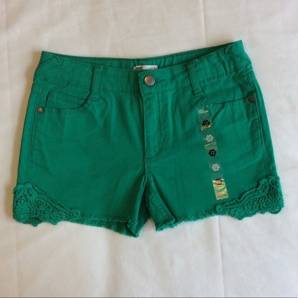 Epic Treads Green Girly Shorts - Picture 4 of 4