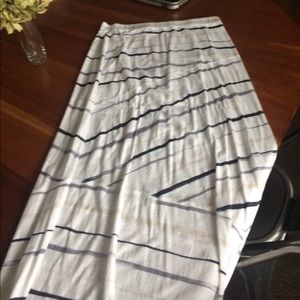 Express Maxi Skirt