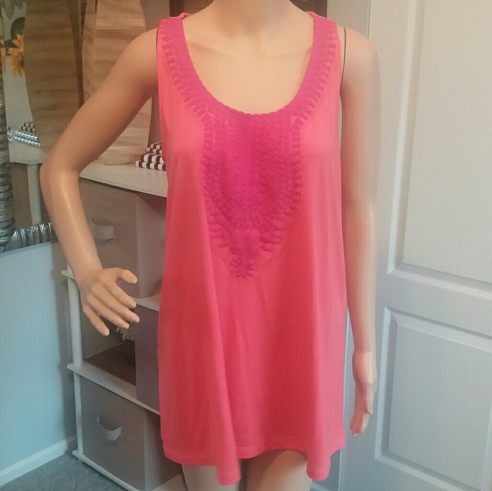 Dark peach tank w/pink embroidered detail
