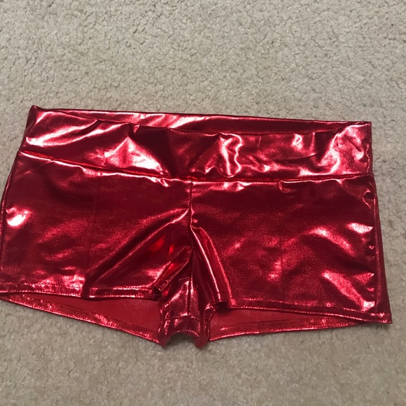 6 colorful shorts - Picture 2 of 6